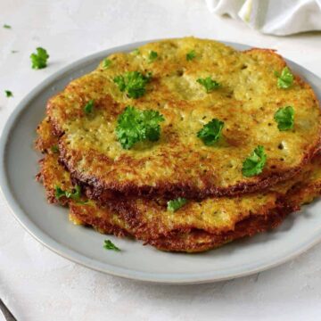 czech bramboráky - potato pancakes