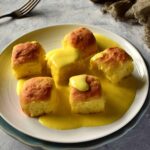 Czech dukátové buchtičky with vanilla sauce