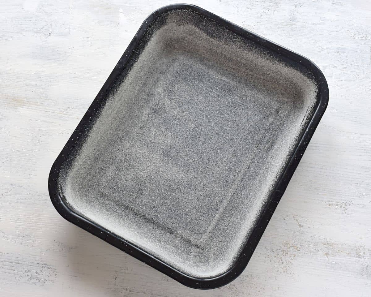 floured banking pan