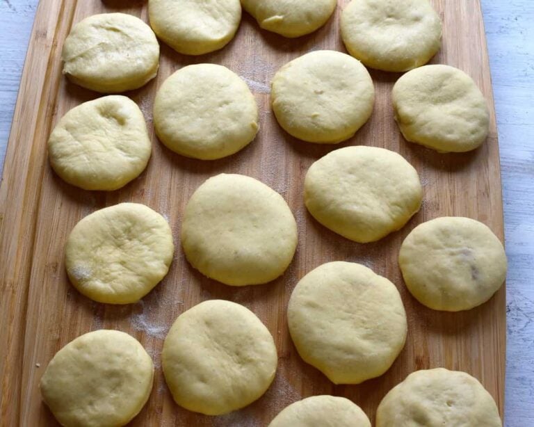 Vdolek Sweet Fried Cake Recipe – Czech Vdolky - Cook Like Czechs