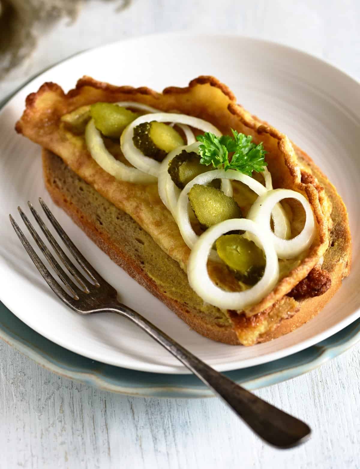 bread crums omelette with onion and pickles