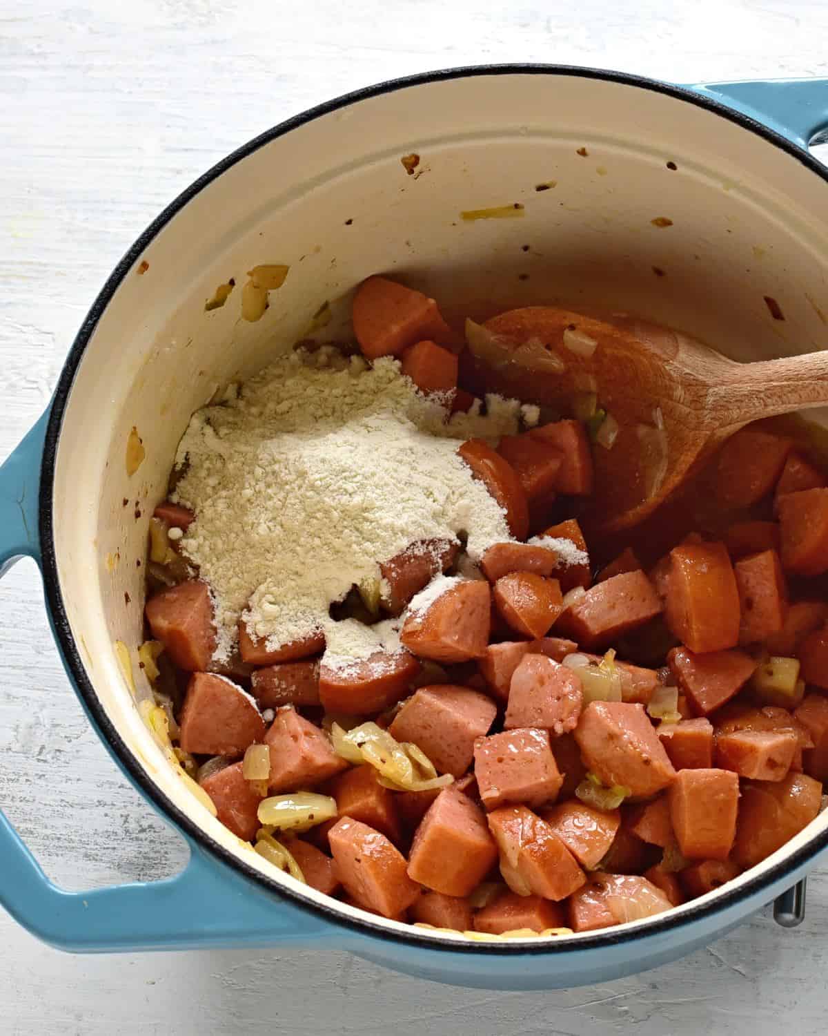 making czech sausage goulash