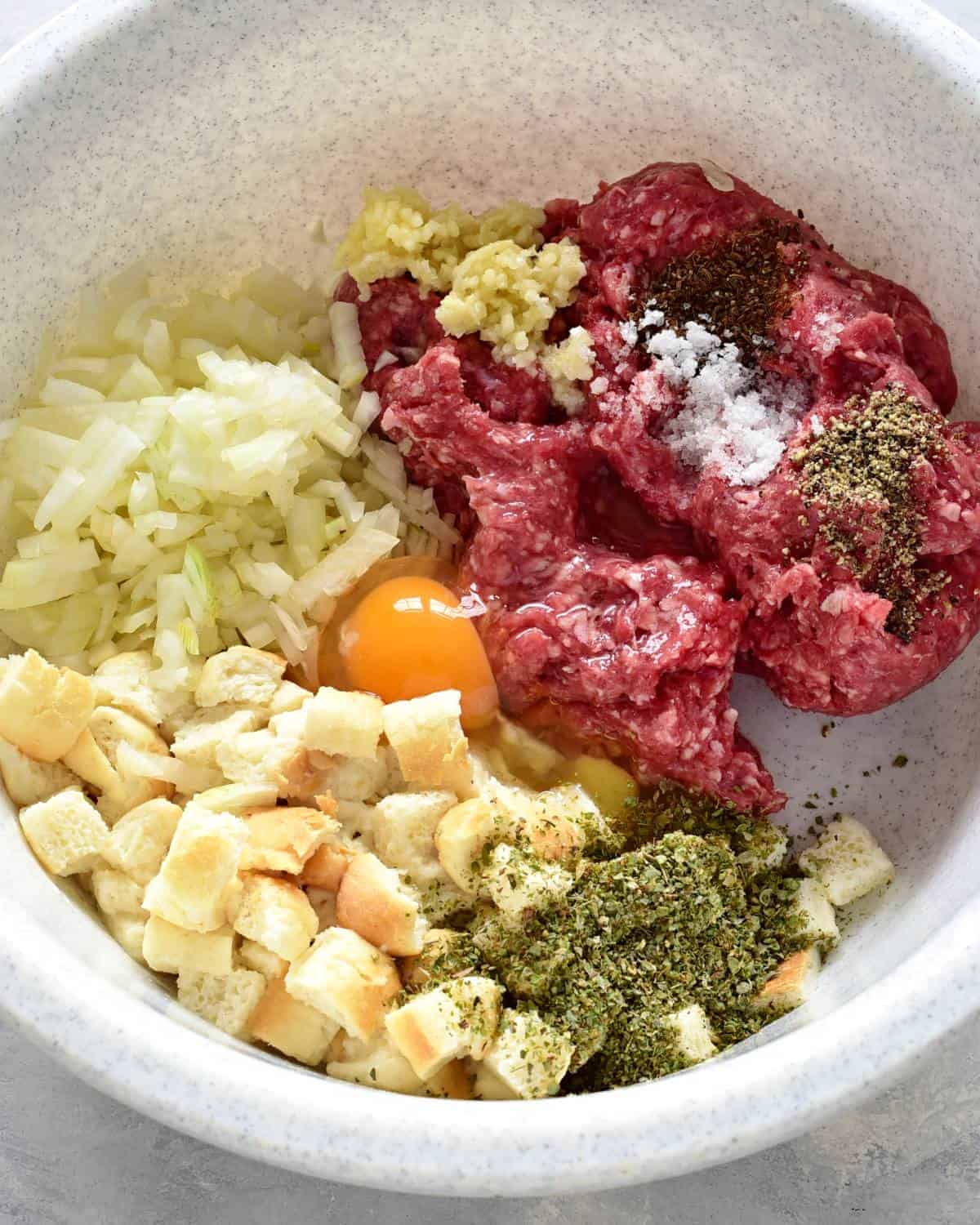preparing czech sekaná meatloaf