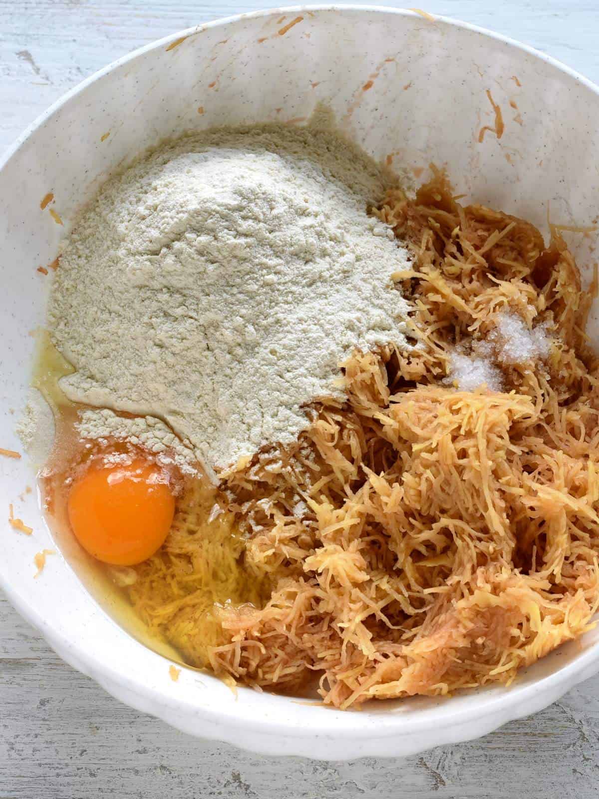 making chlupate knedliky dough