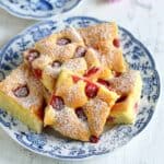 strawberry coffee cake czech jahodovy kolac bublanina recipe