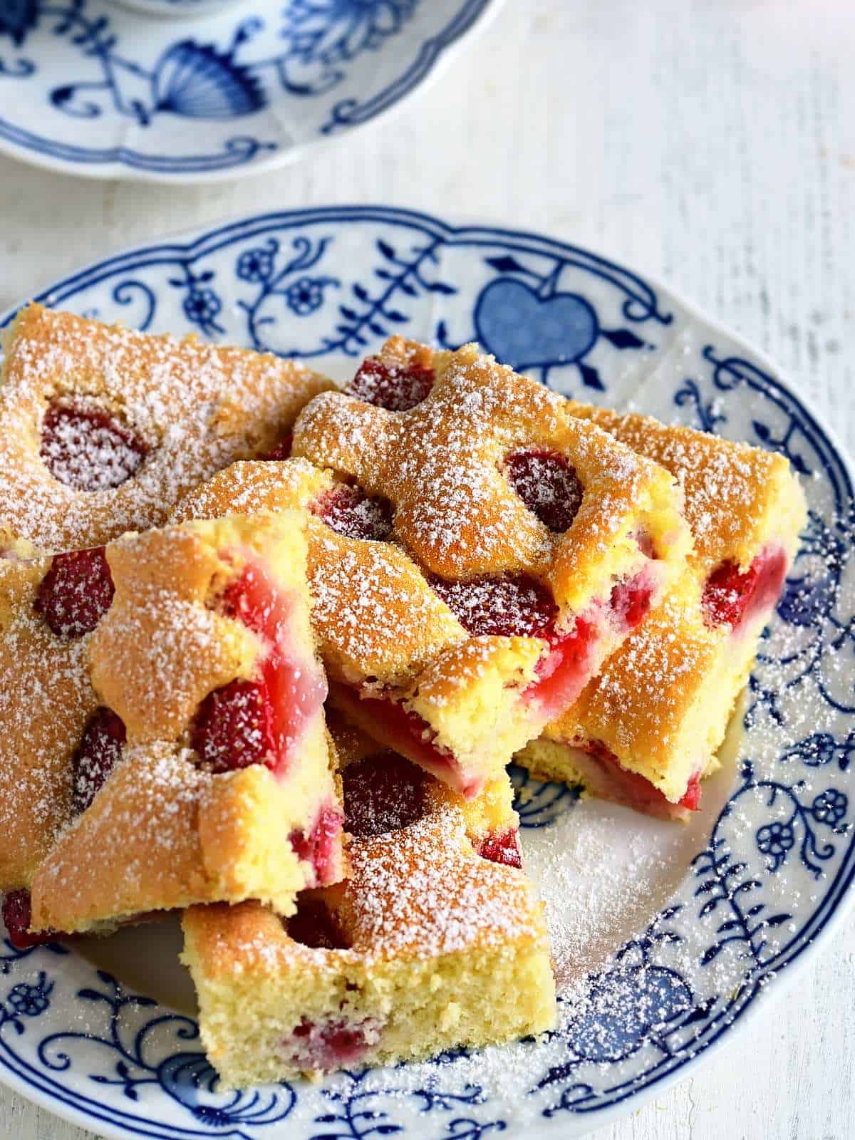 strawberry coffee cake
