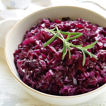 Czech braised red cabbage recipe