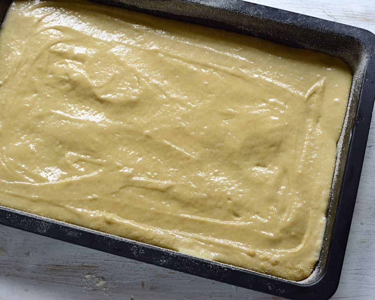Batter for Zwetschgenkuchen.