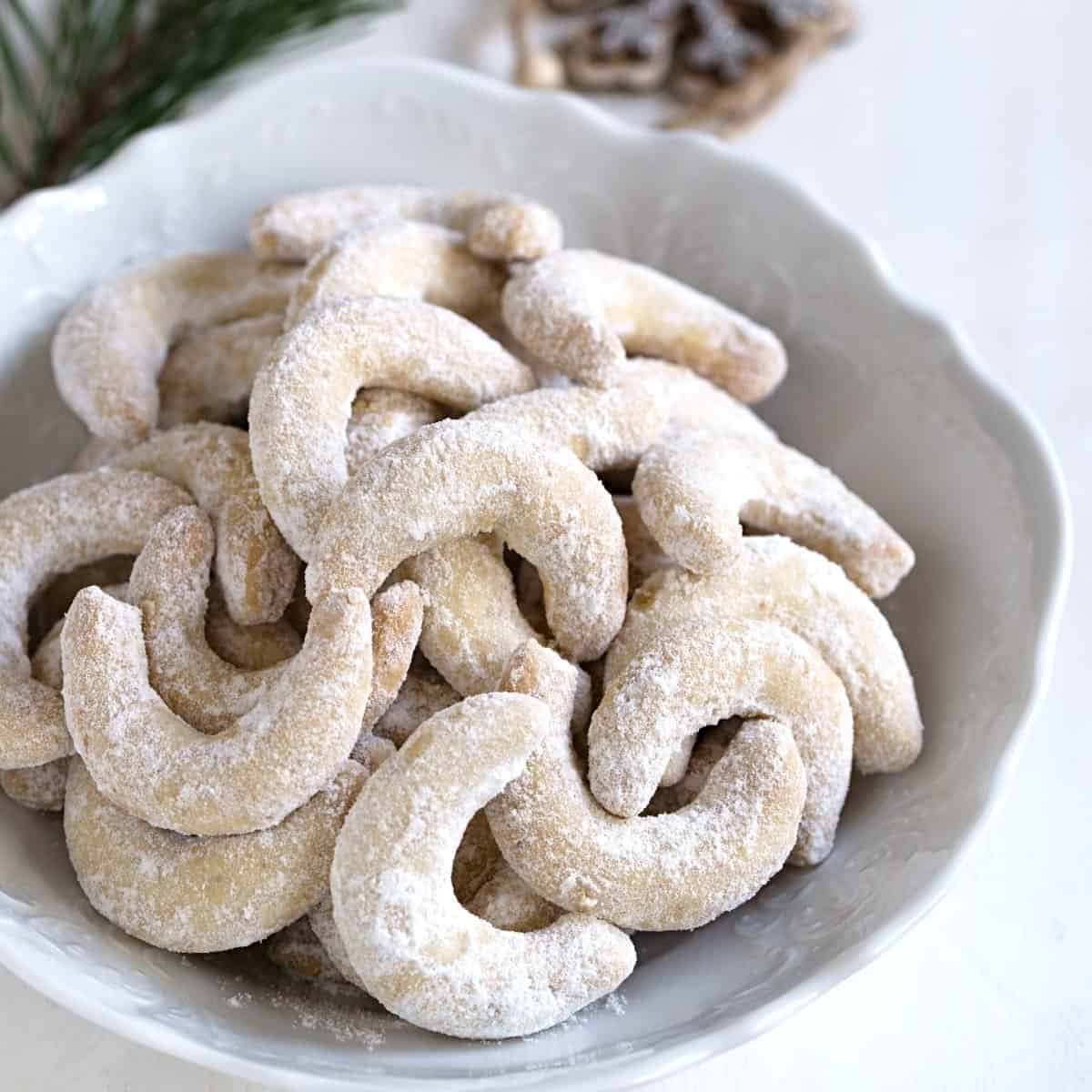 Vanilkove rohlicky cookies.
