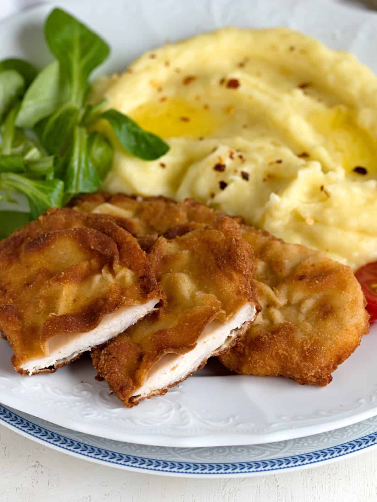 Easy Chicken Schnitzel - Cook Like Czechs