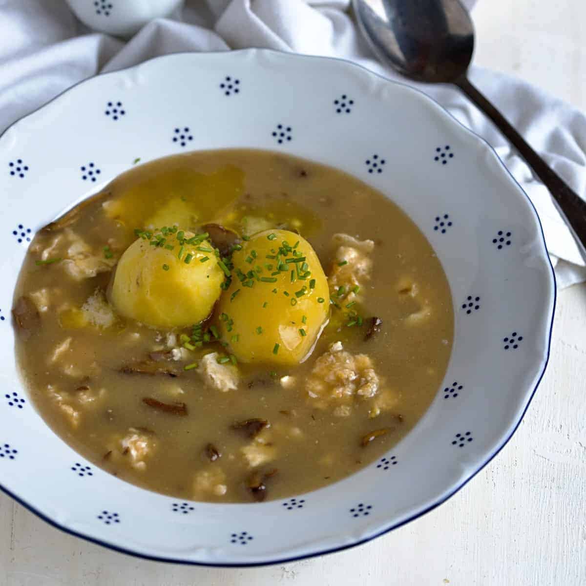 Czech kyselo sourdough soup.