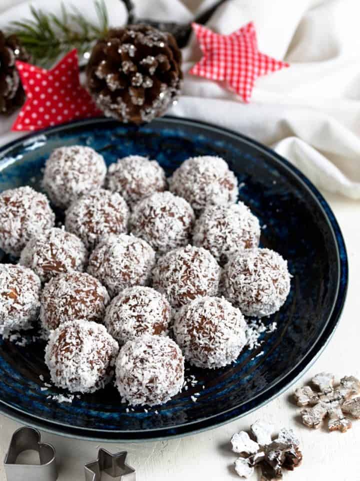 Easy Rum Balls with Nuts Cook Like Czechs