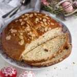 Czech Easter bread mazanec.