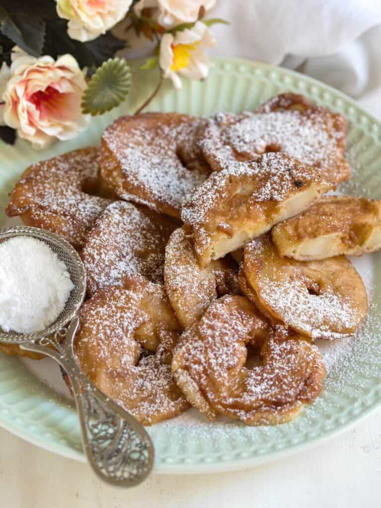 Pan Fried Apple Rings Cook Like Czechs