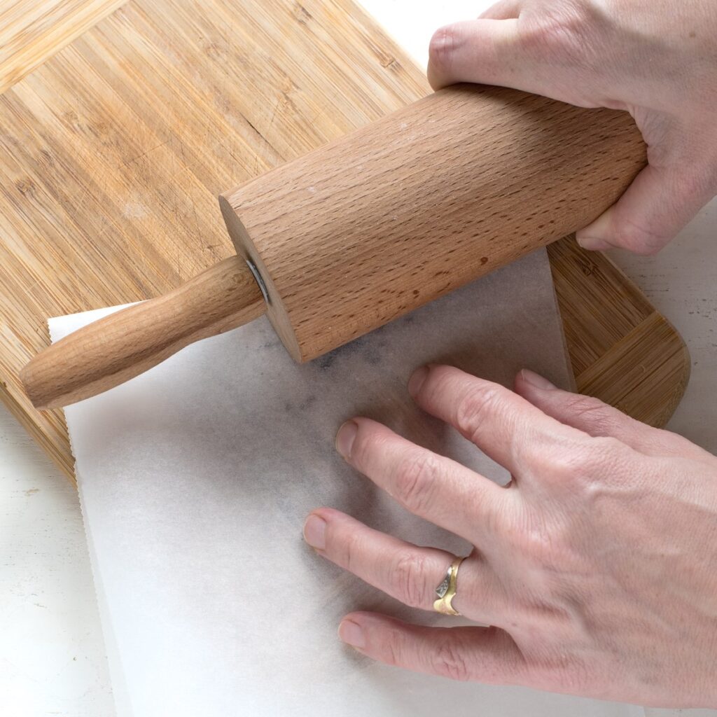 How to Grind Spices by Hand (without Mortar and Pestle)