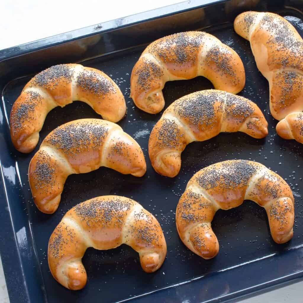 Crescent Rolls with Poppy Seeds (Loupacky) Cook Like Czechs