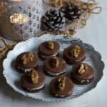 Czech Išlské dortíčky Christmas cookies.
