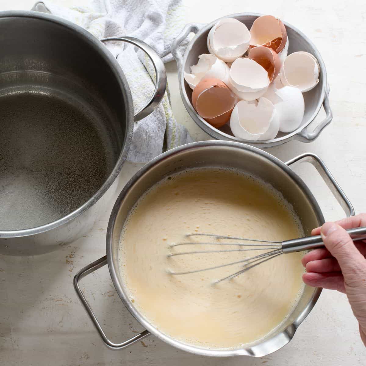 Making a mixture for hrutka cheese.