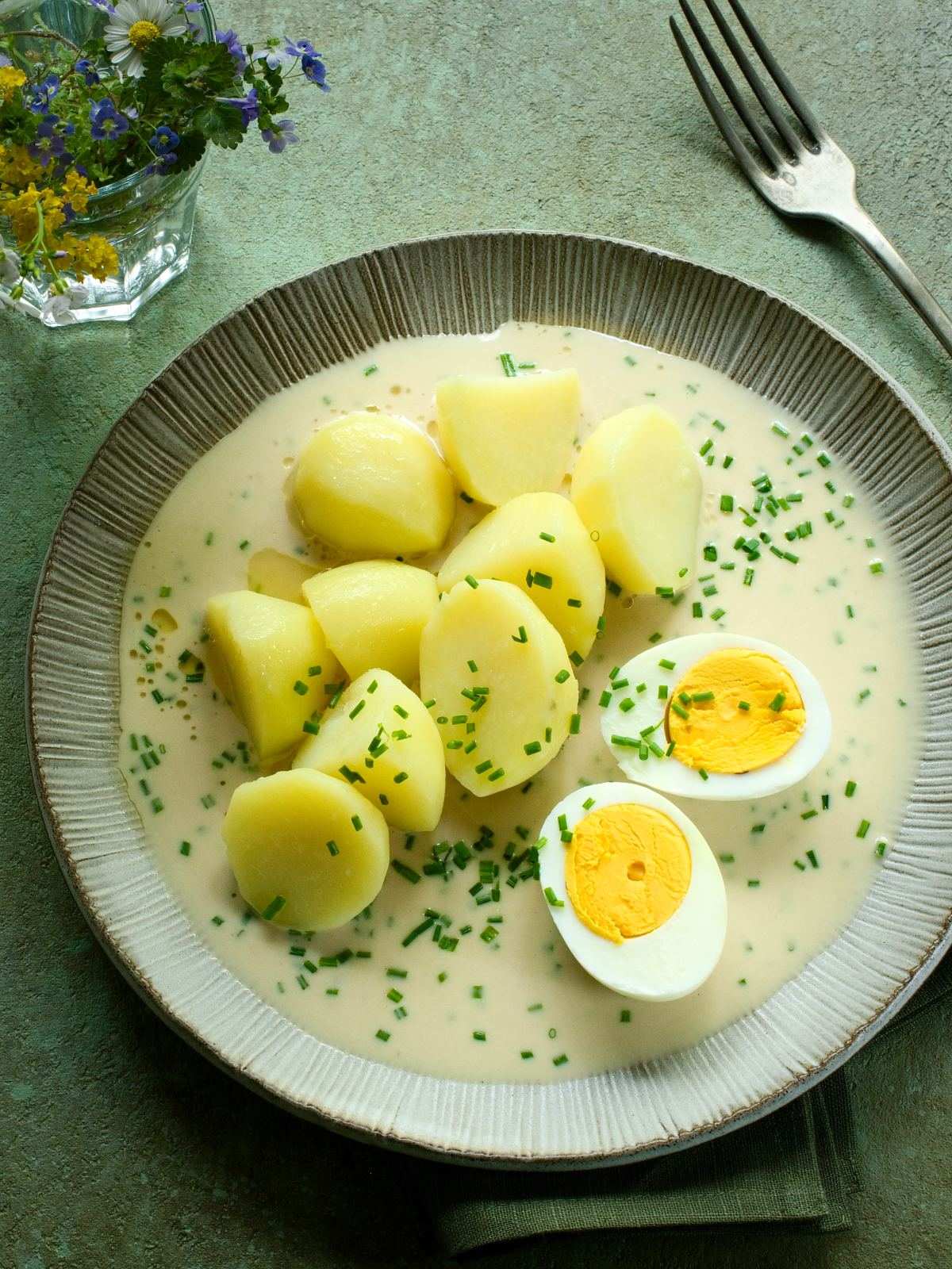 Czech chive sauce - pažitková omáčka - served with boiled potatoes and hard-boiled eggs.