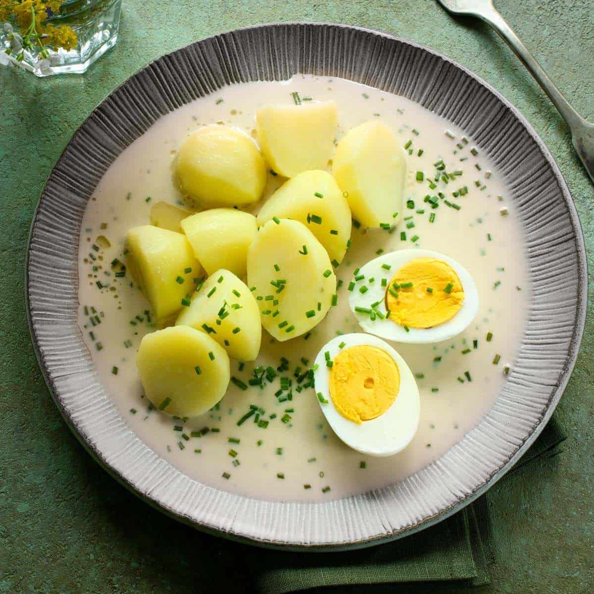 Chive Sauce (Czech Pažitková omáčka)
