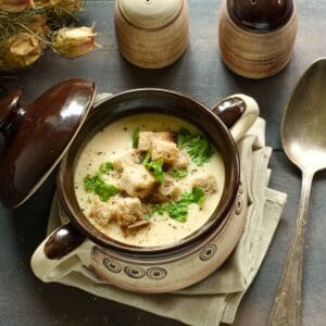 Czech beer soup (pivní polévka) served in a bowl.